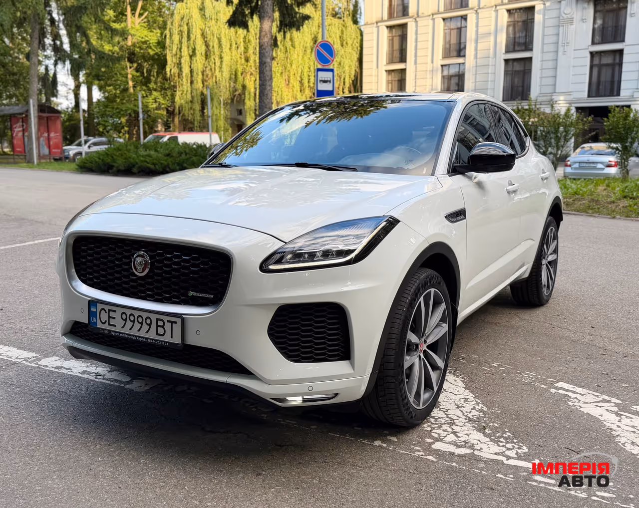 Jaguar E-Pace - фото 4