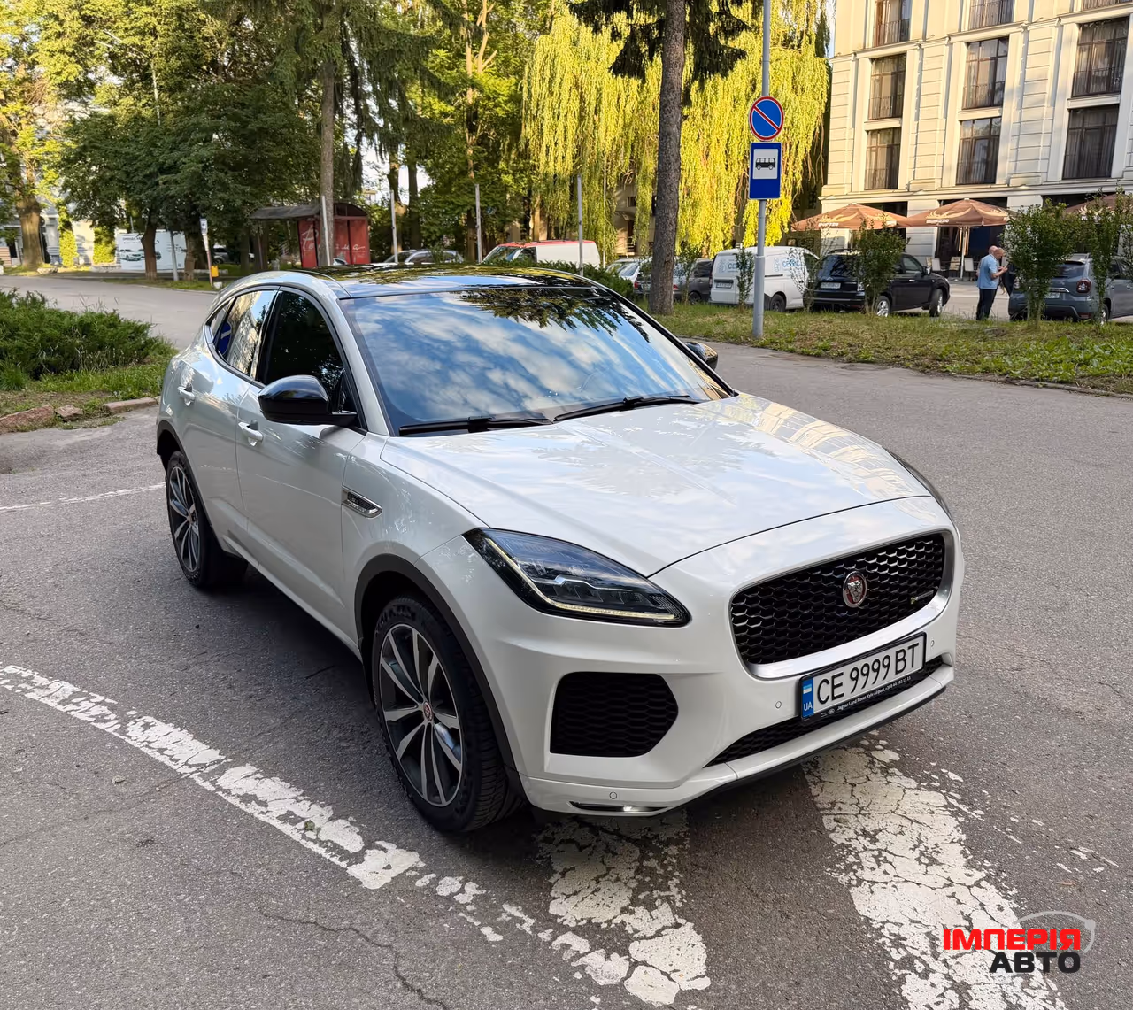 Jaguar E-Pace - фото 26