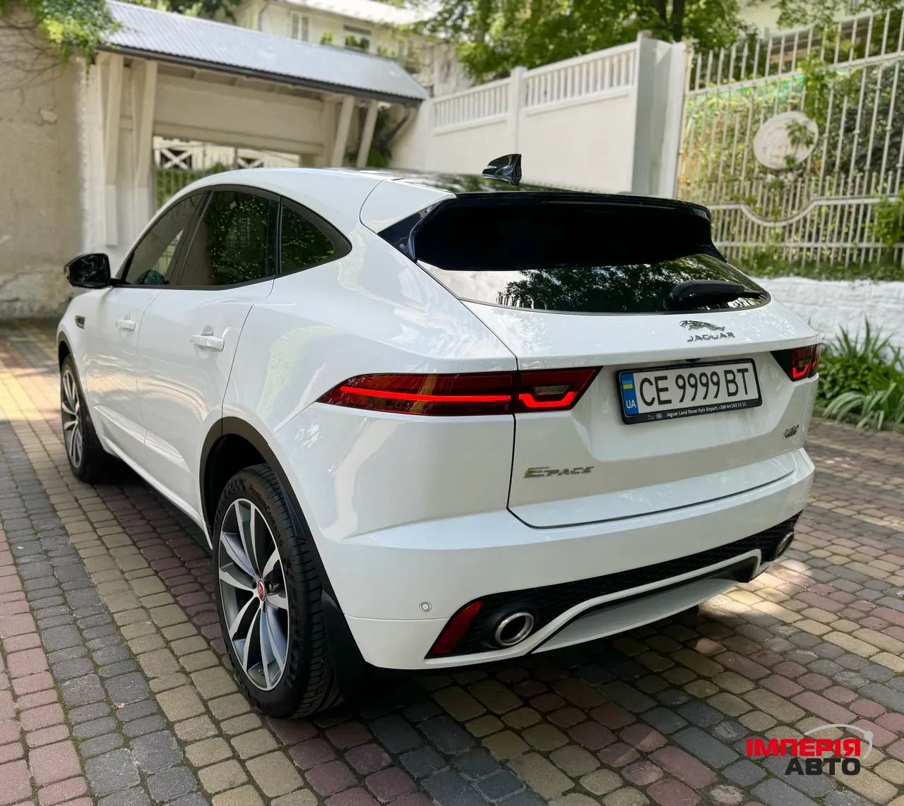 Jaguar E-Pace - фото 28