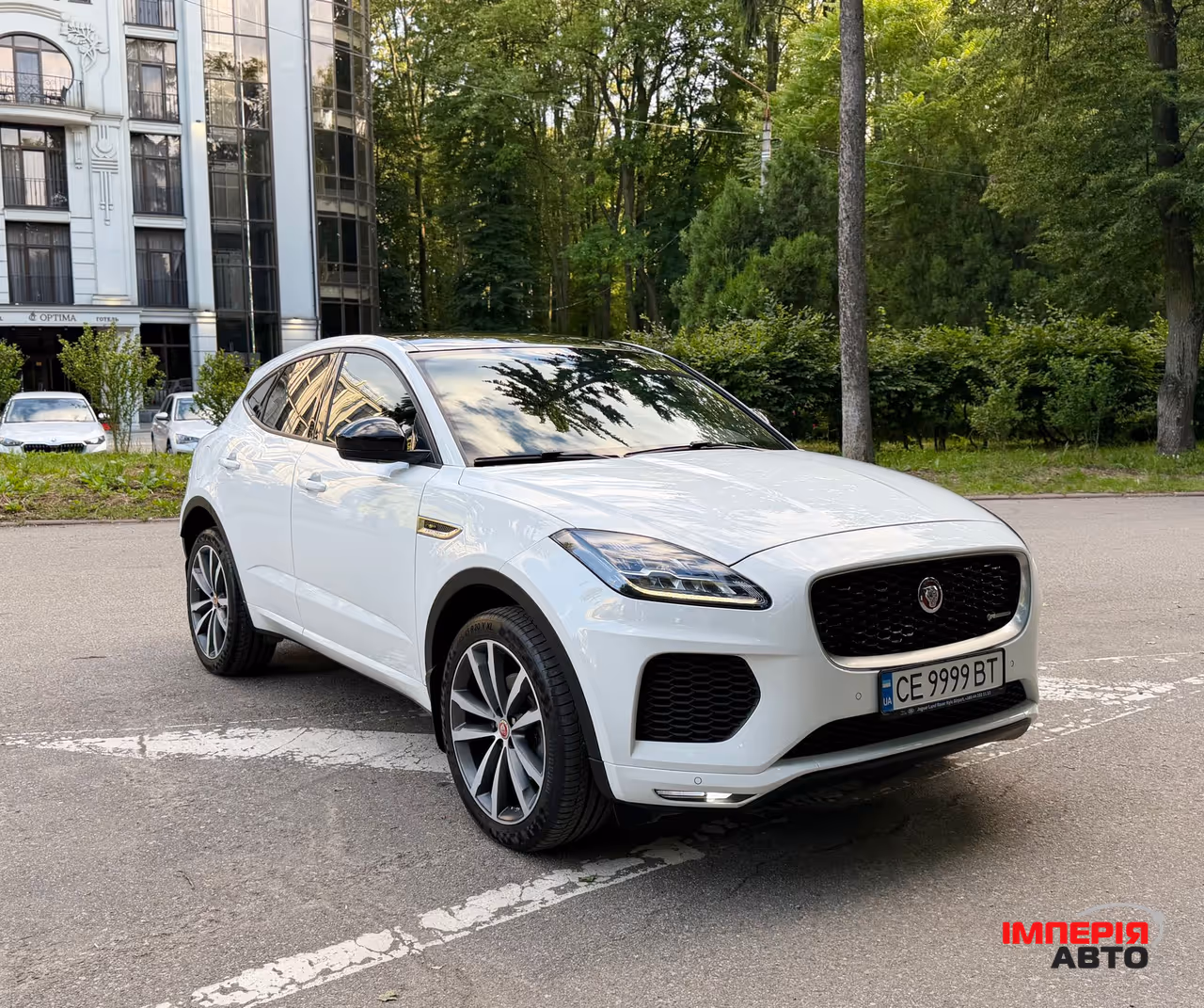 Jaguar E-Pace - фото 9