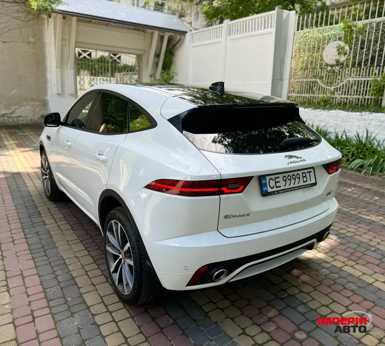 Jaguar E-Pace - фото 33