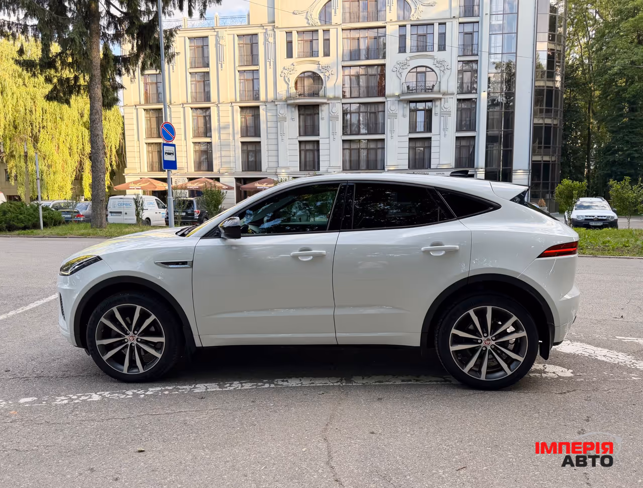 Jaguar E-Pace - фото 25