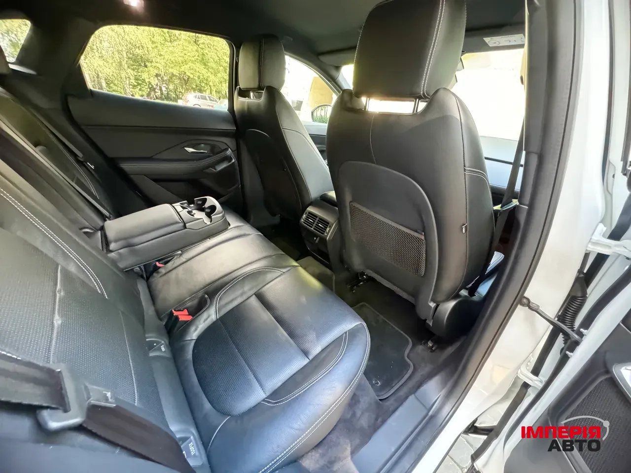 Jaguar E-Pace - фото 58