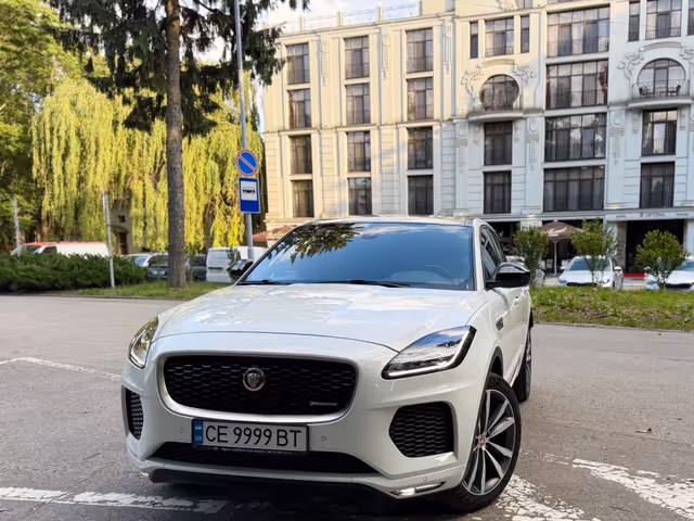 Jaguar E-Pace - фото 2
