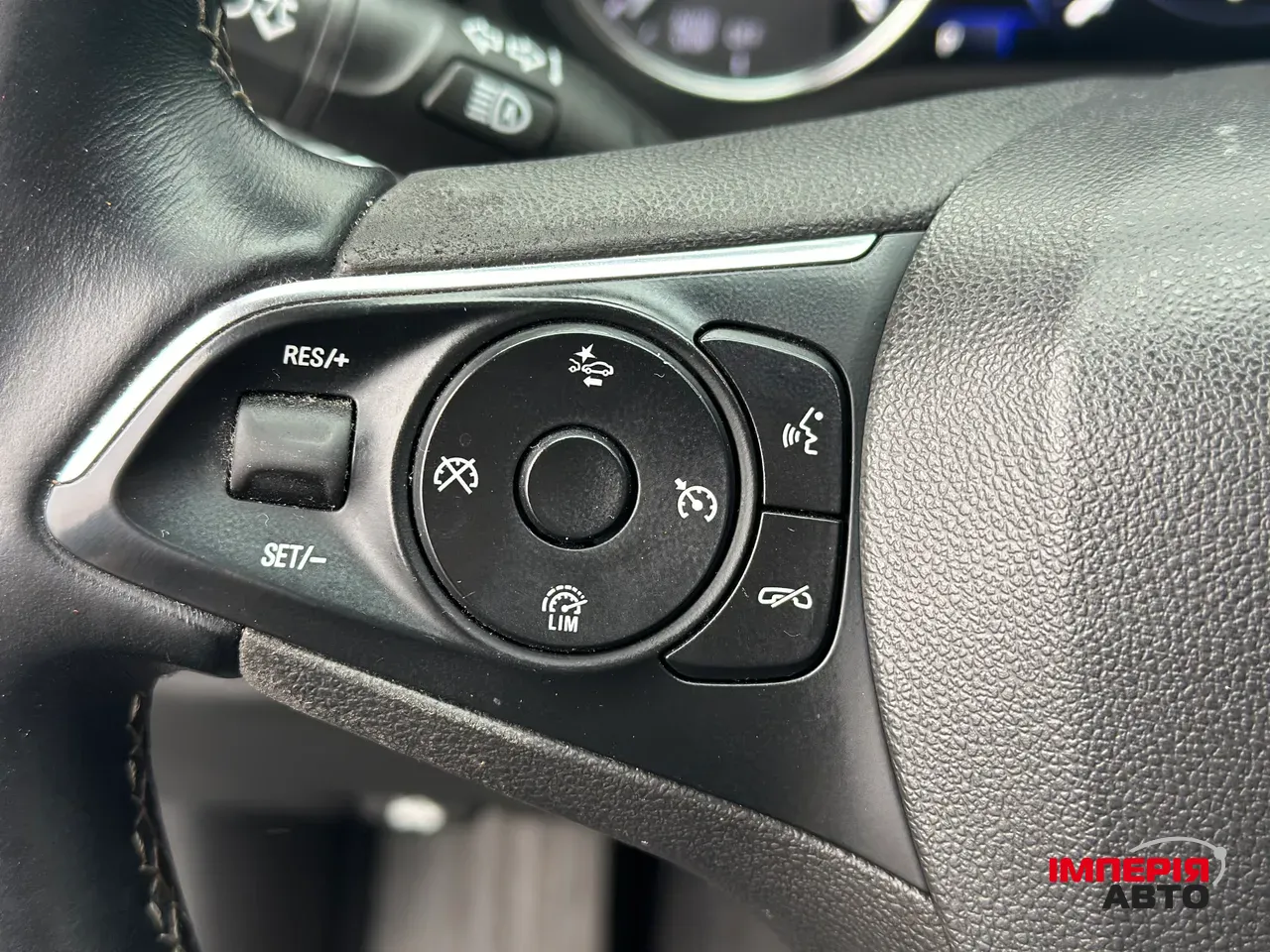 Opel Insignia - фото 20