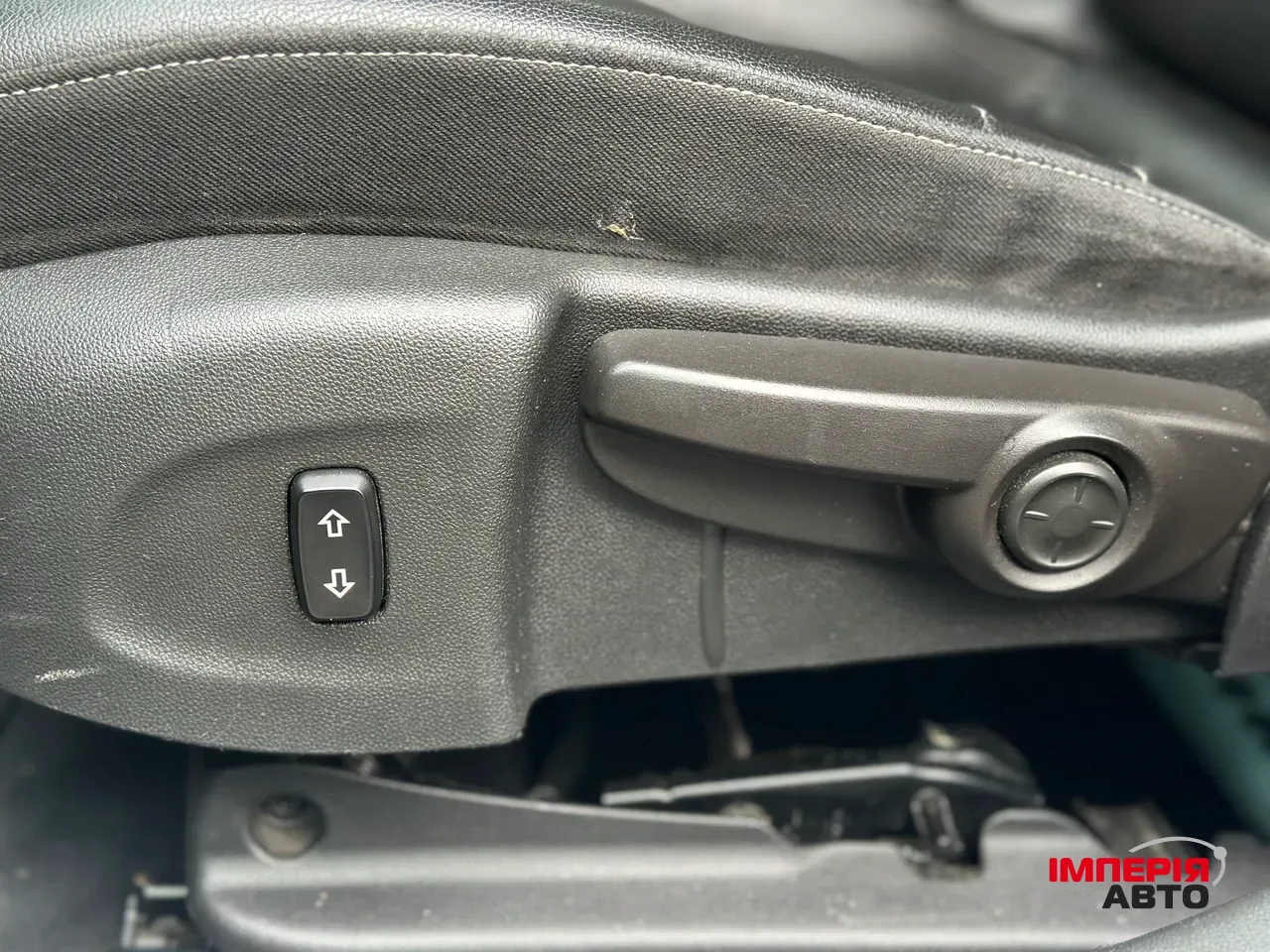 Opel Insignia - фото 17