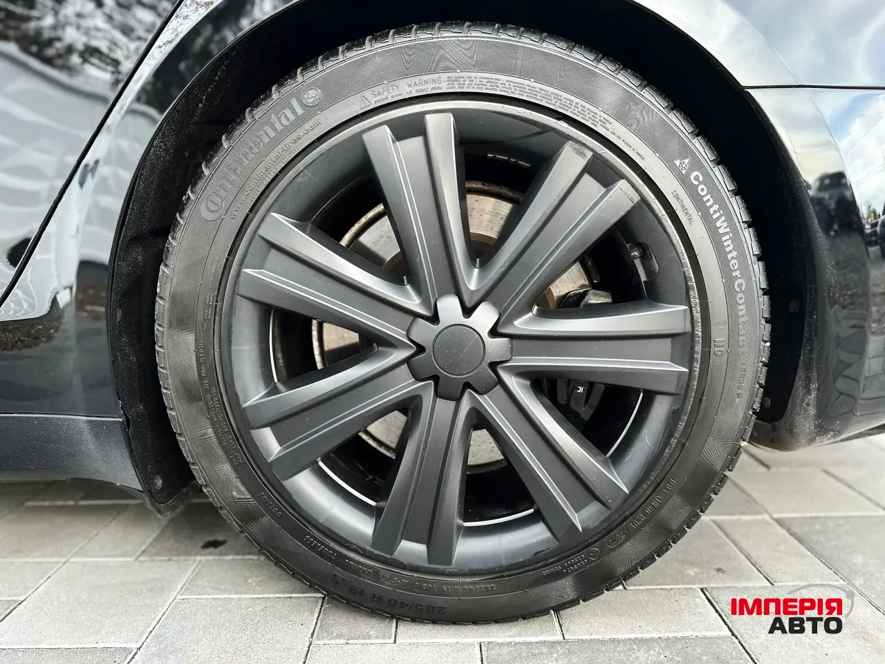 Tesla Model S - фото 12