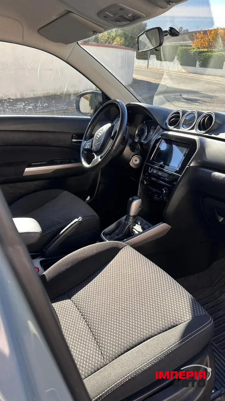 Suzuki Vitara - фото 9