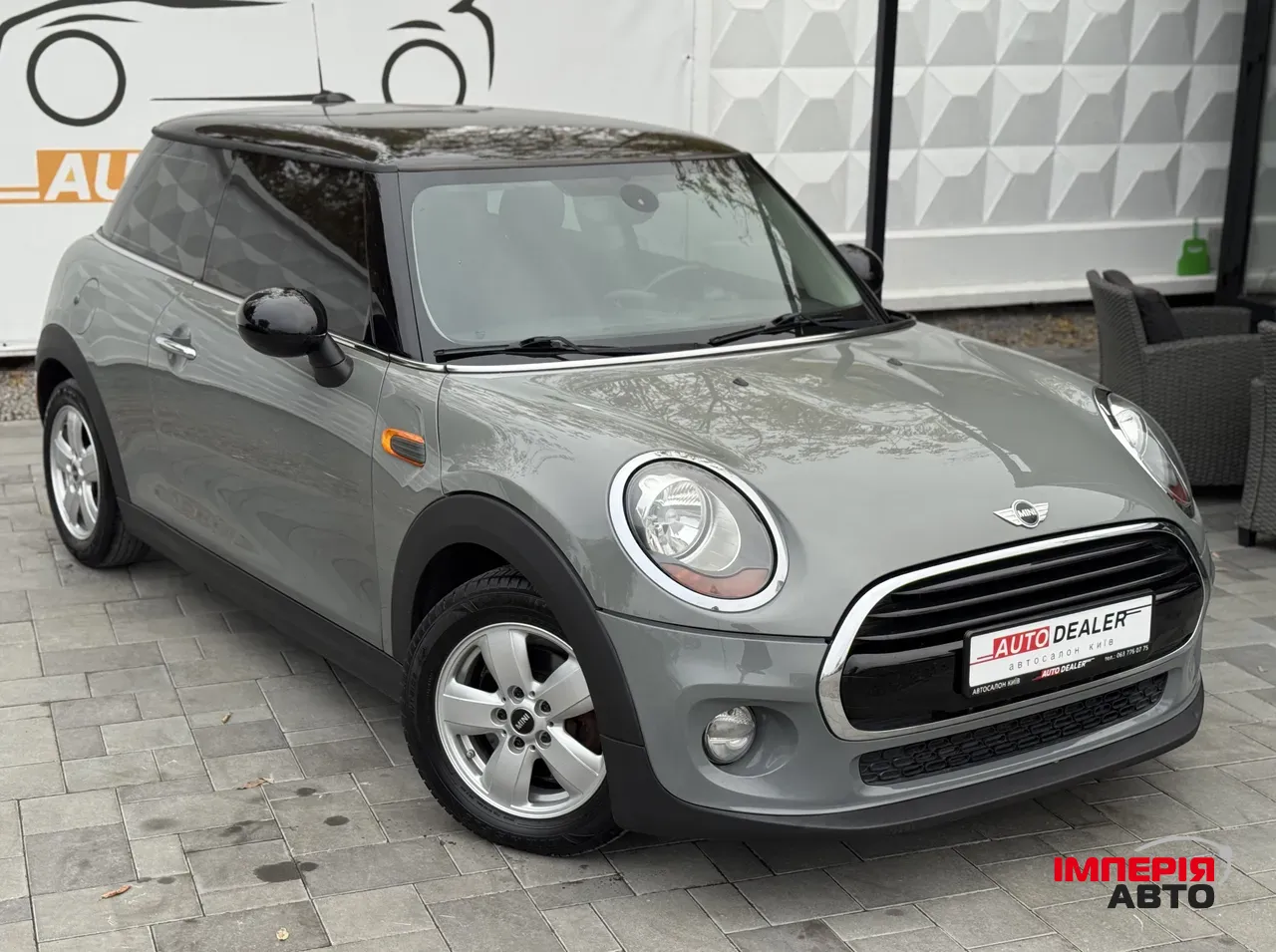 Mini Hatch - фото 1