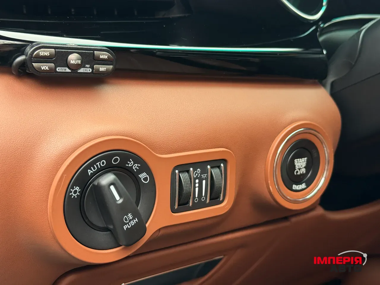 Maserati Quattroporte - фото 37