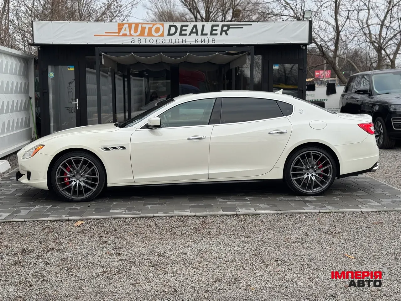 Maserati Quattroporte - фото 6