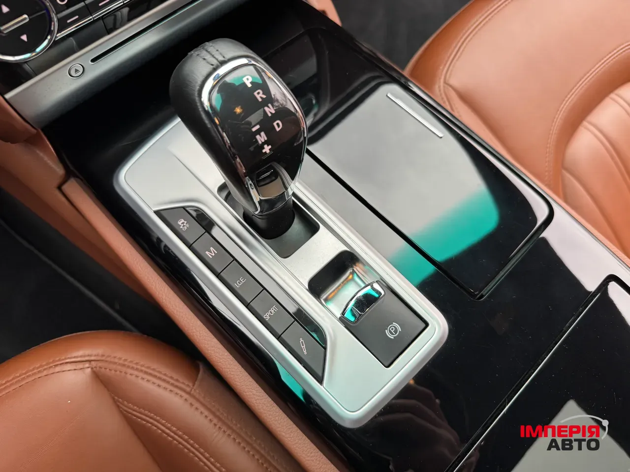 Maserati Quattroporte - фото 60