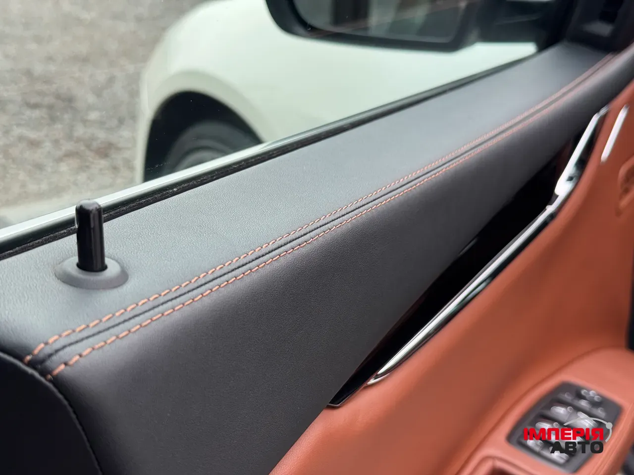 Maserati Quattroporte - фото 26