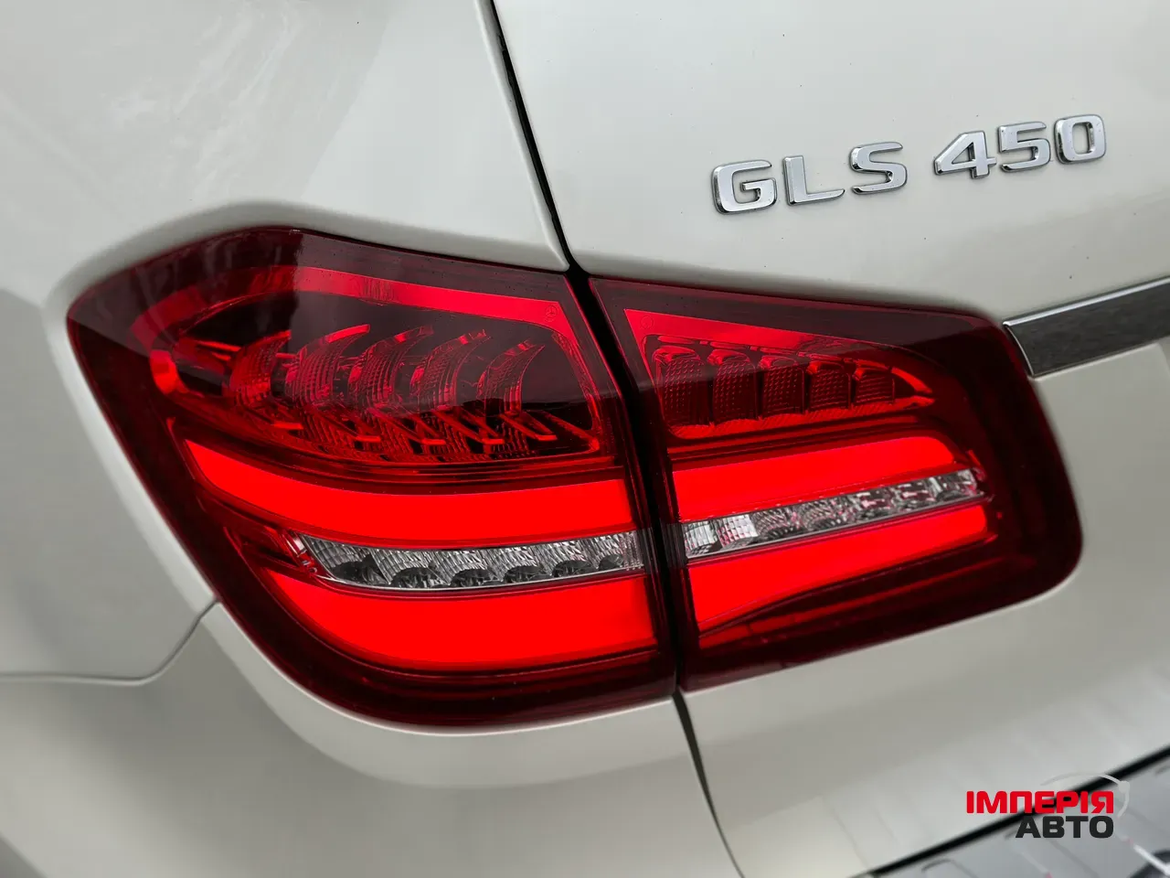 Mercedes-Benz GLS - фото 11