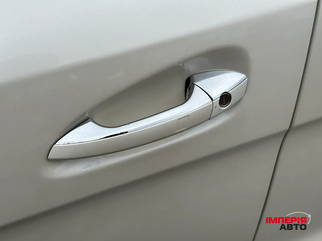 Mercedes-Benz GLS - фото 8