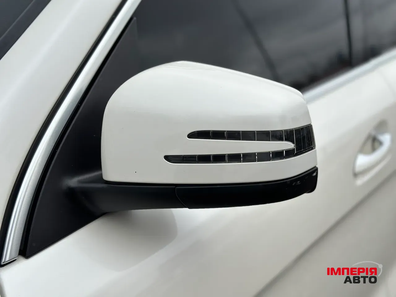 Mercedes-Benz GLS - фото 6