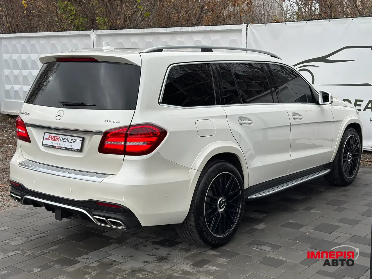 Mercedes-Benz GLS - фото 13