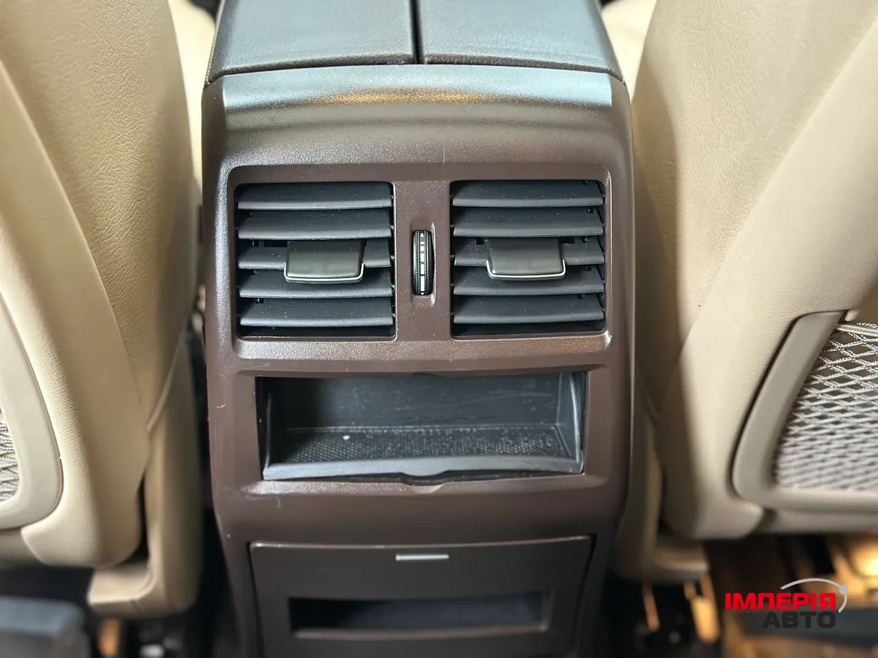 Mercedes-Benz GLS - фото 34