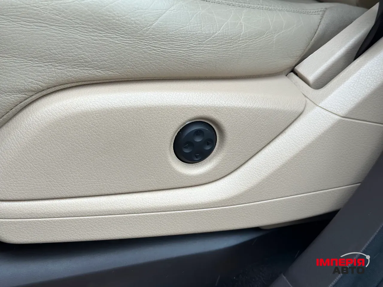 Mercedes-Benz GLS - фото 22