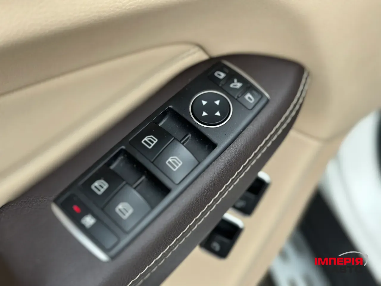 Mercedes-Benz GLS - фото 19