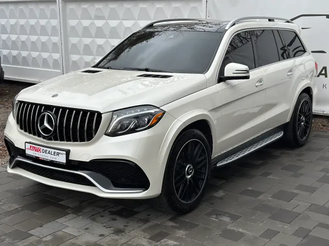 Mercedes-Benz GLS - фото 4