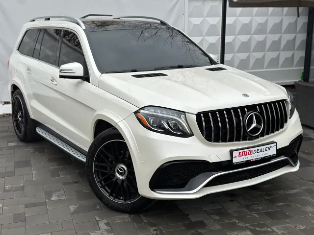 Mercedes-Benz GLS - фото 1