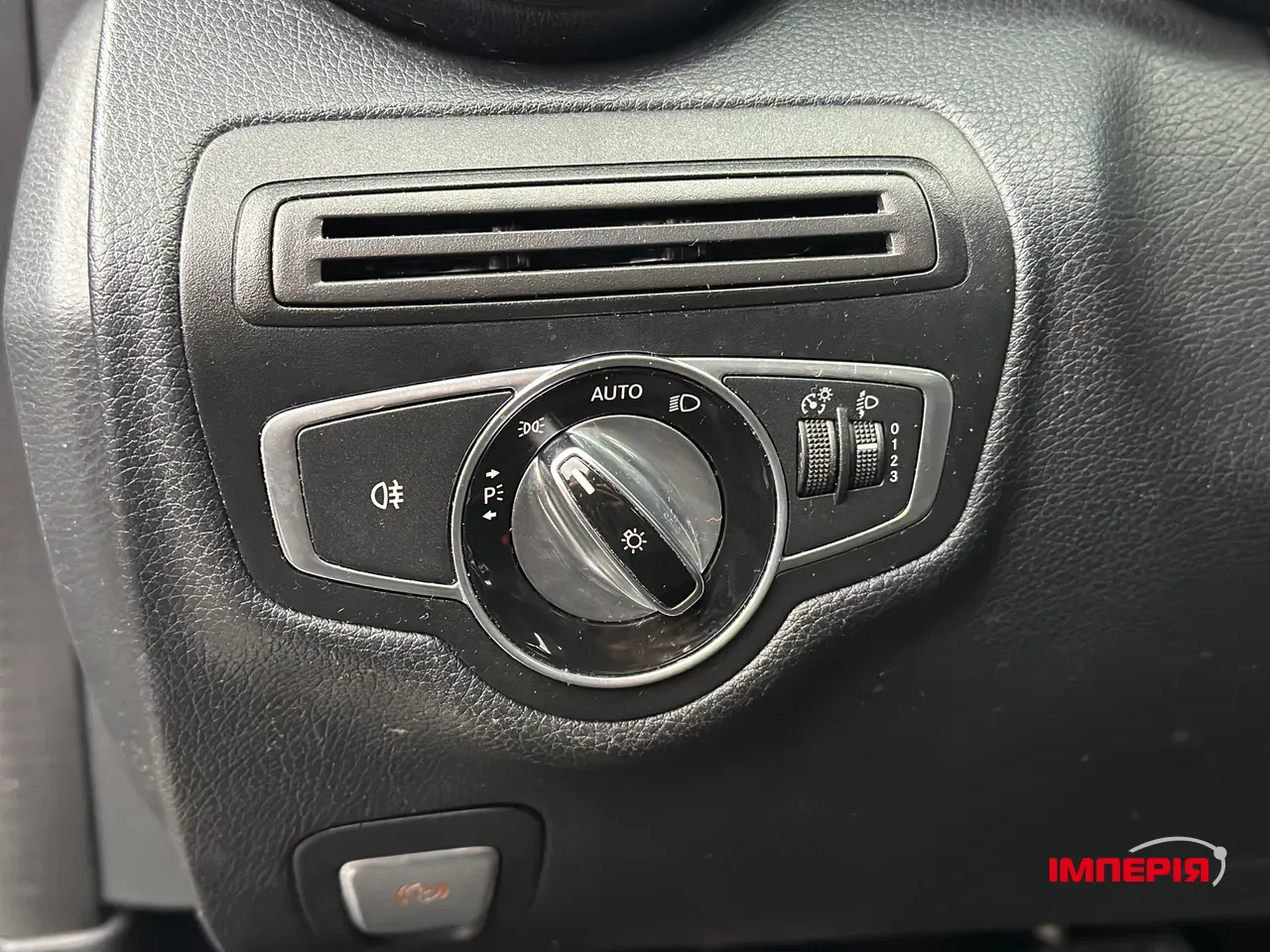 Mercedes-Benz C-Класс - фото 19