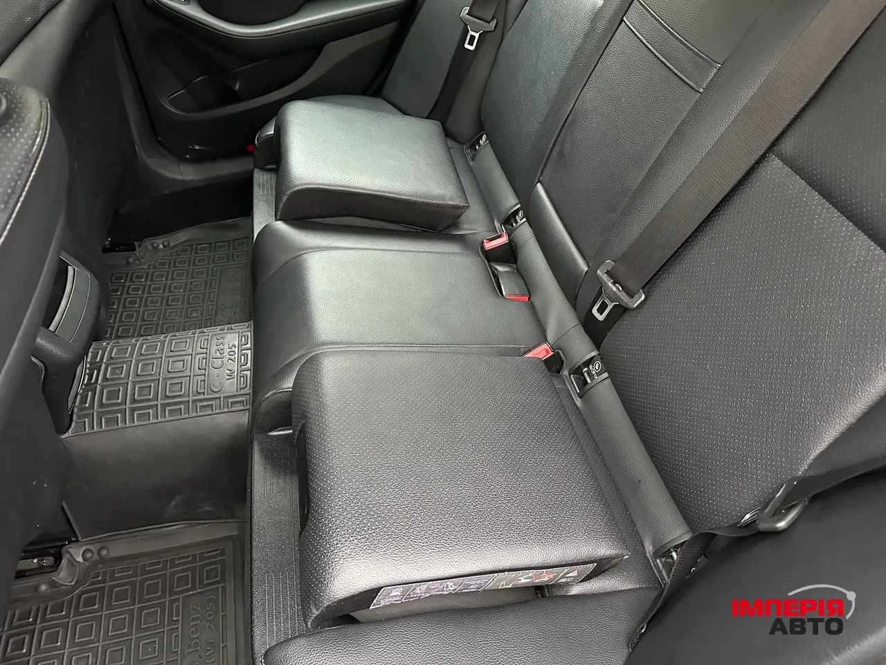 Mercedes-Benz C-Класс - фото 28