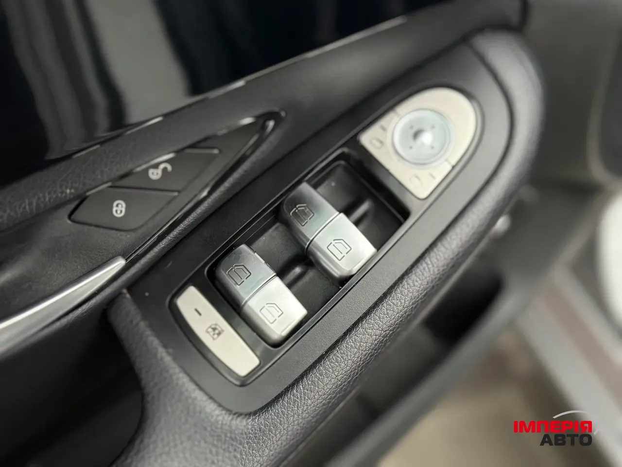 Mercedes-Benz C-Класс - фото 16