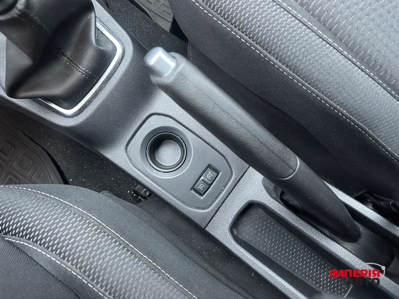 Renault Duster - фото 29