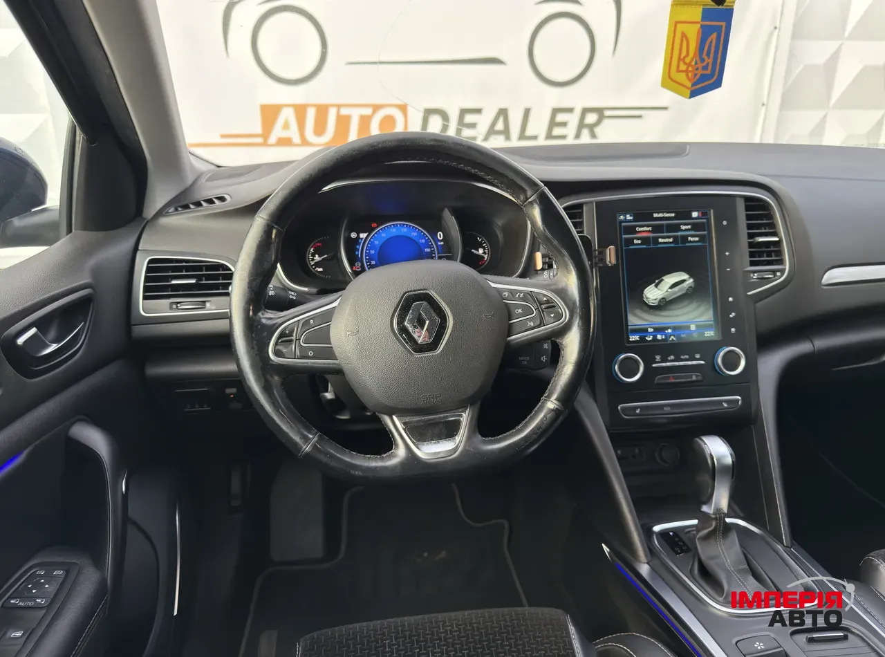 Renault Megane - фото 18