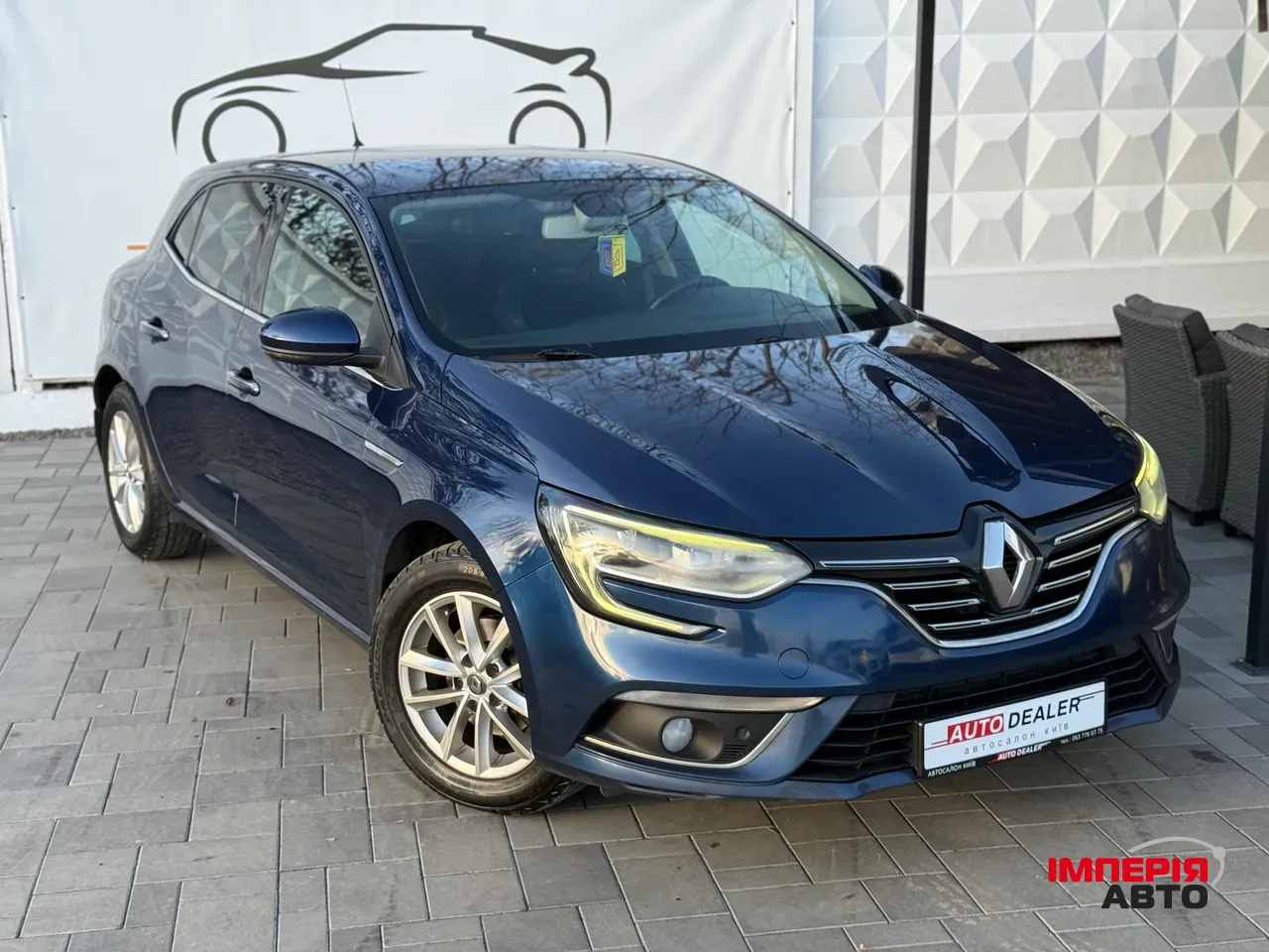 Renault Megane - фото 1