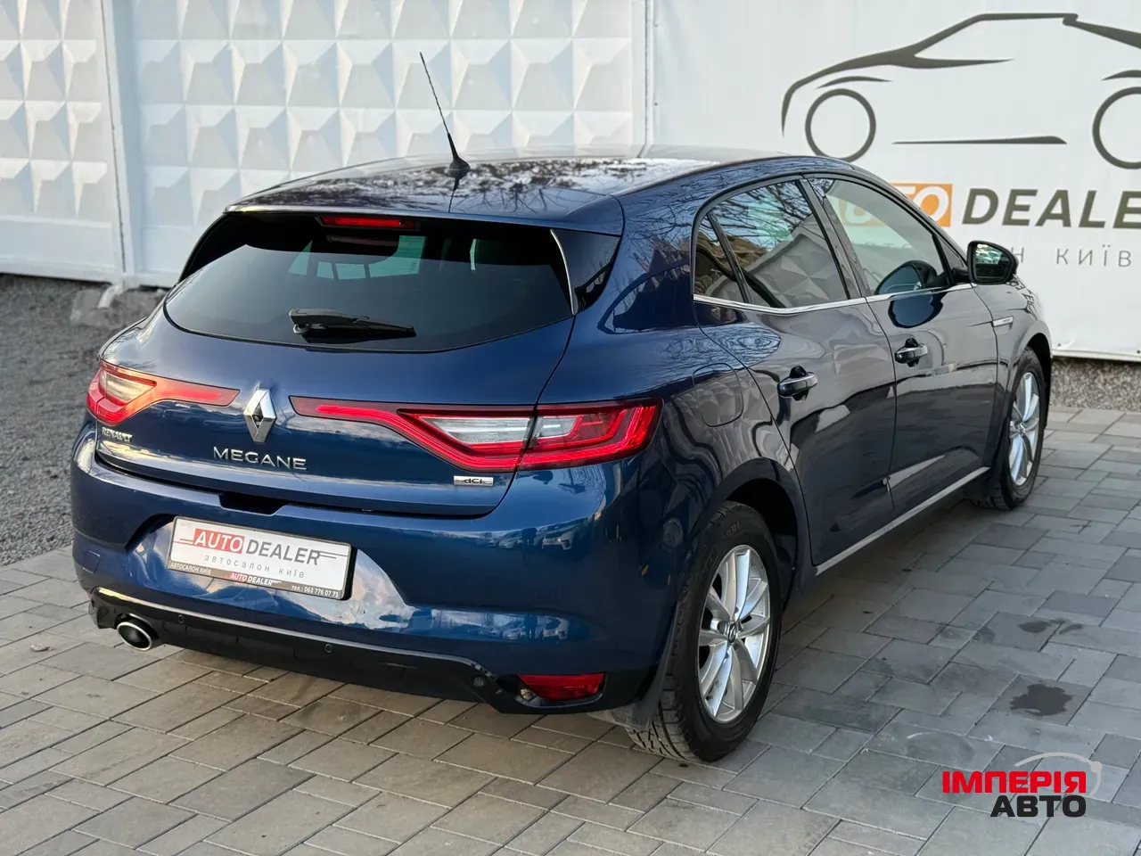 Renault Megane - фото 10