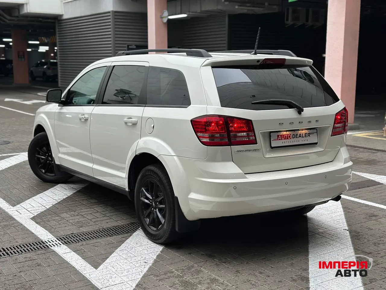 Dodge Journey - фото 2