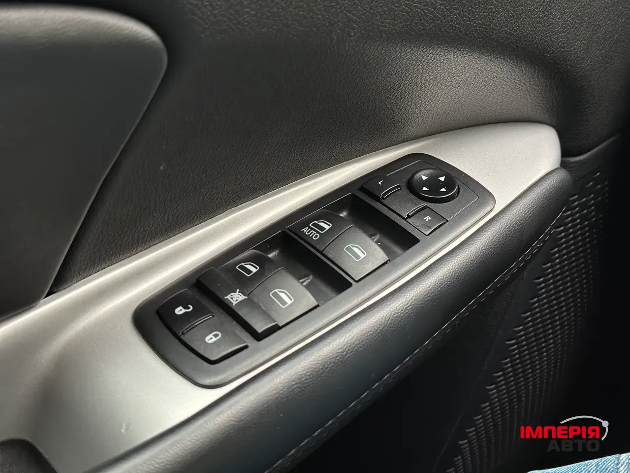 Dodge Journey - фото 14