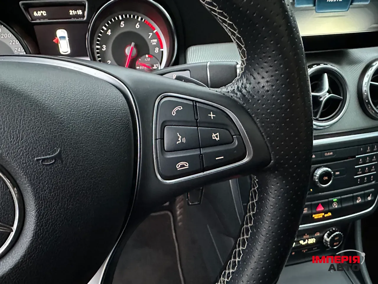 Mercedes-Benz GLA - фото 24