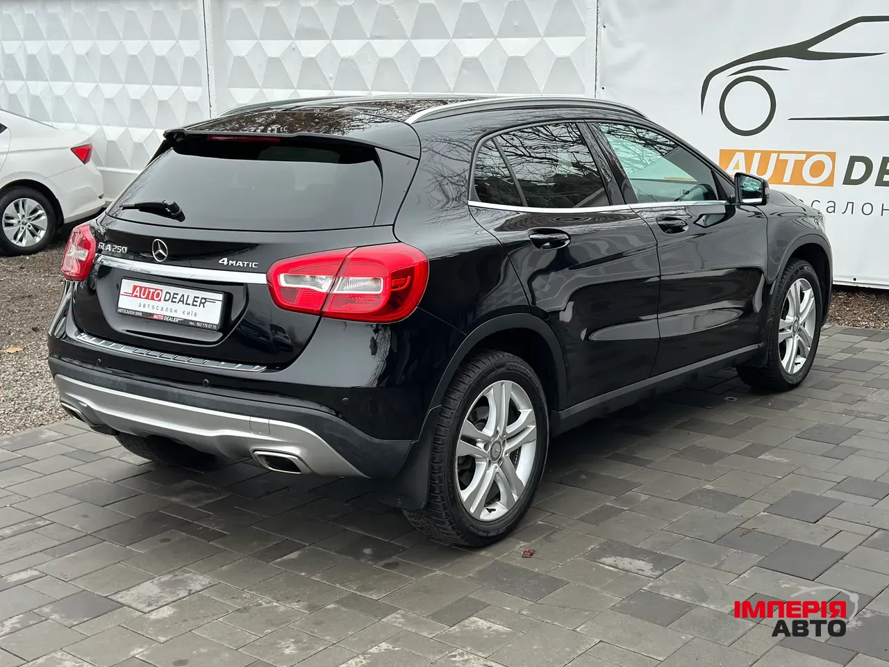 Mercedes-Benz GLA - фото 12