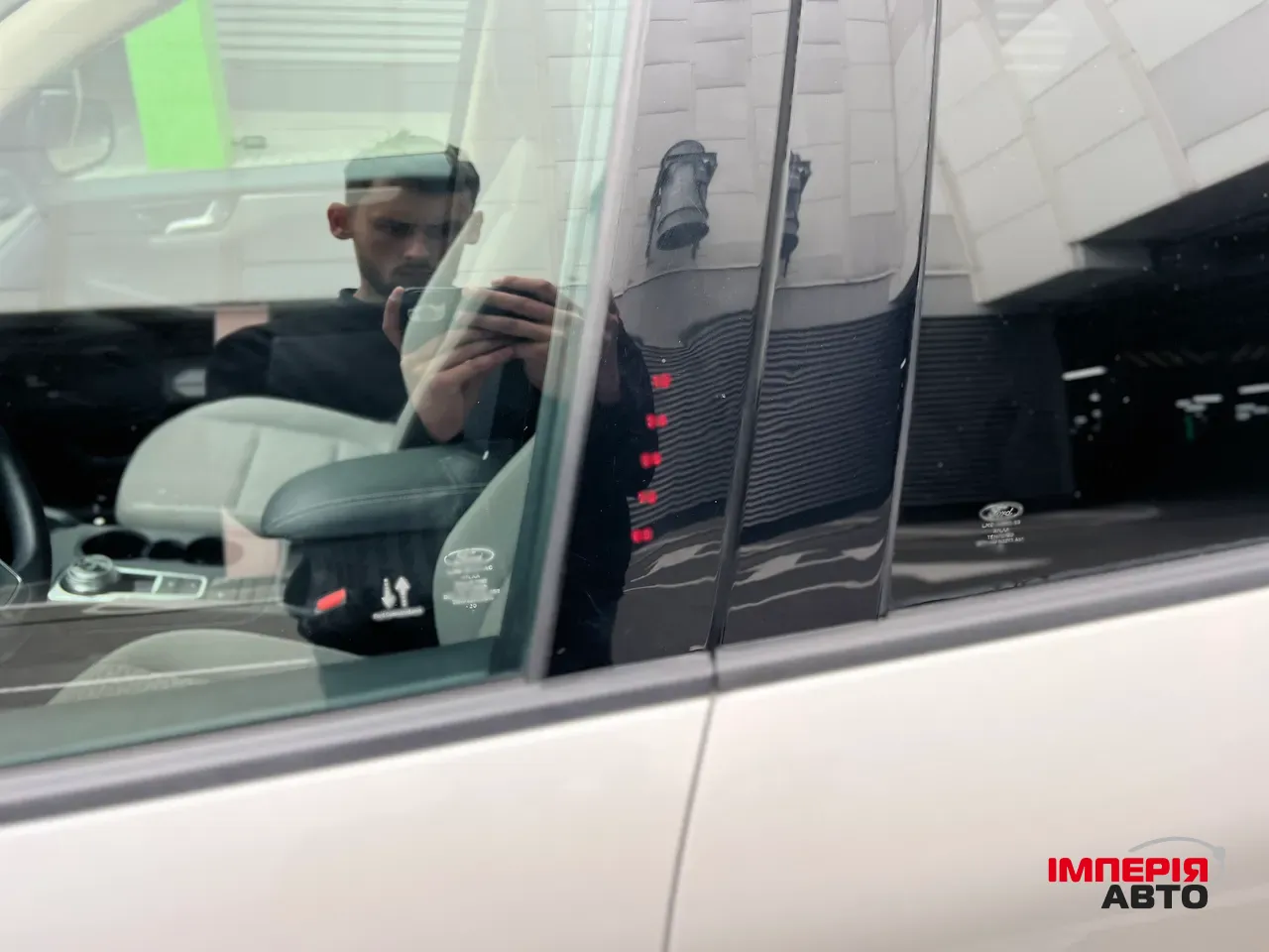 Ford Escape - фото 8