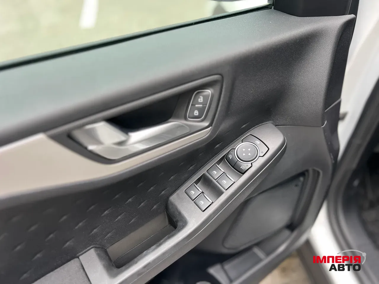 Ford Escape - фото 20