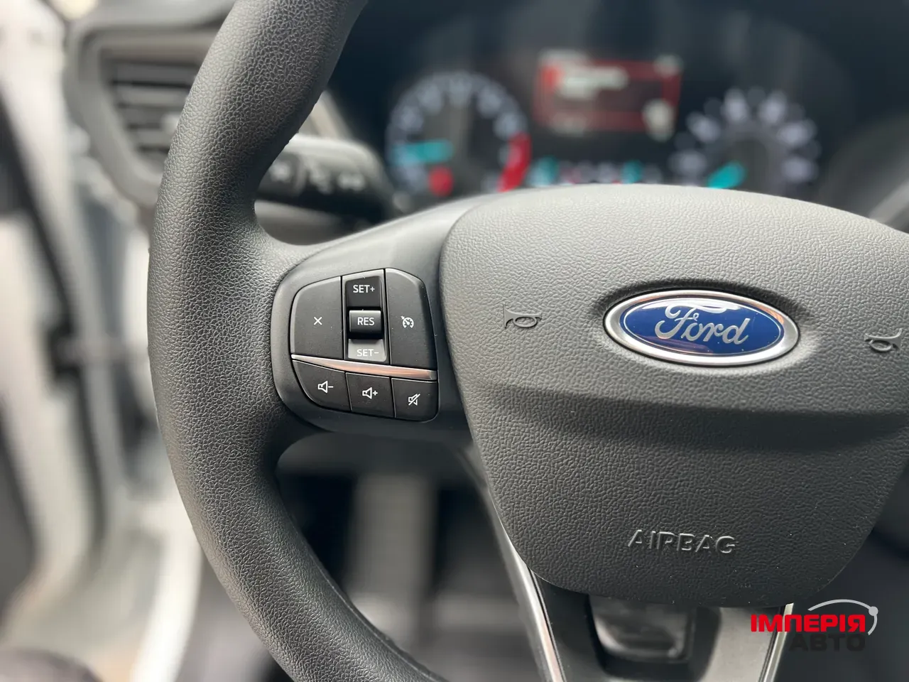 Ford Escape - фото 27