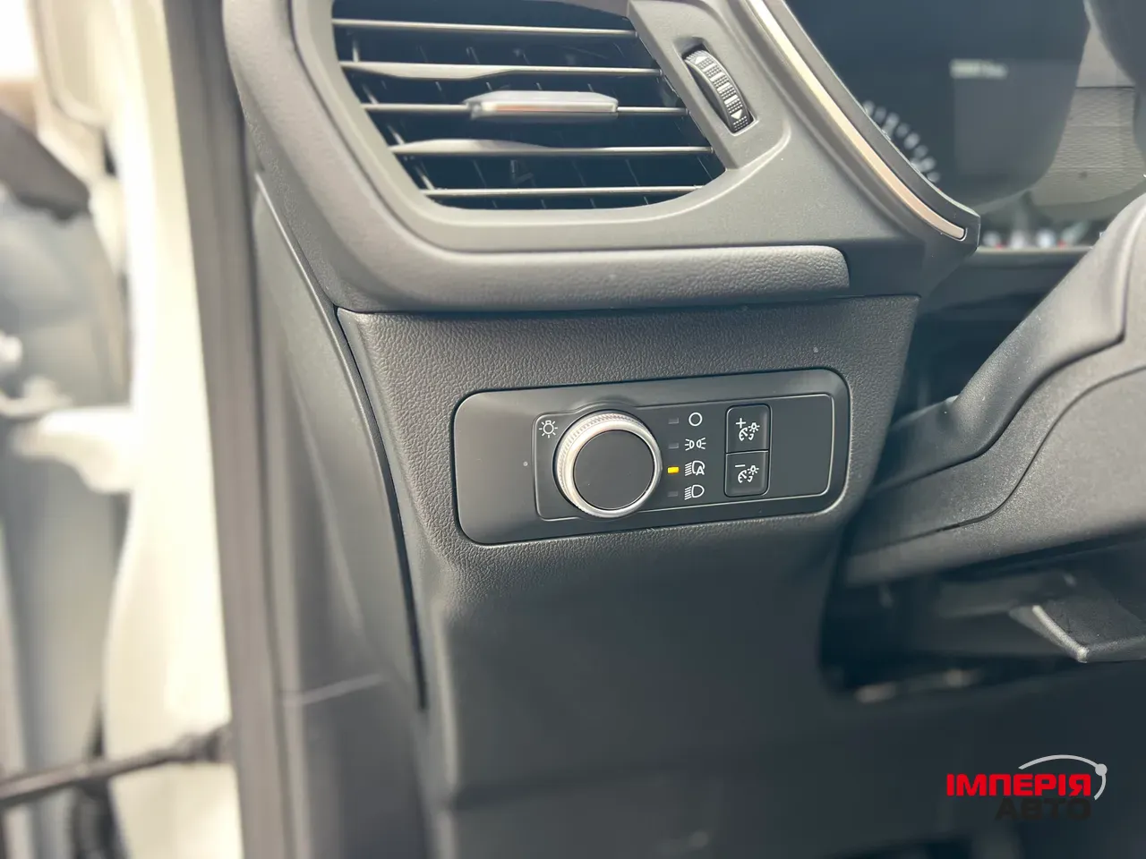 Ford Escape - фото 24