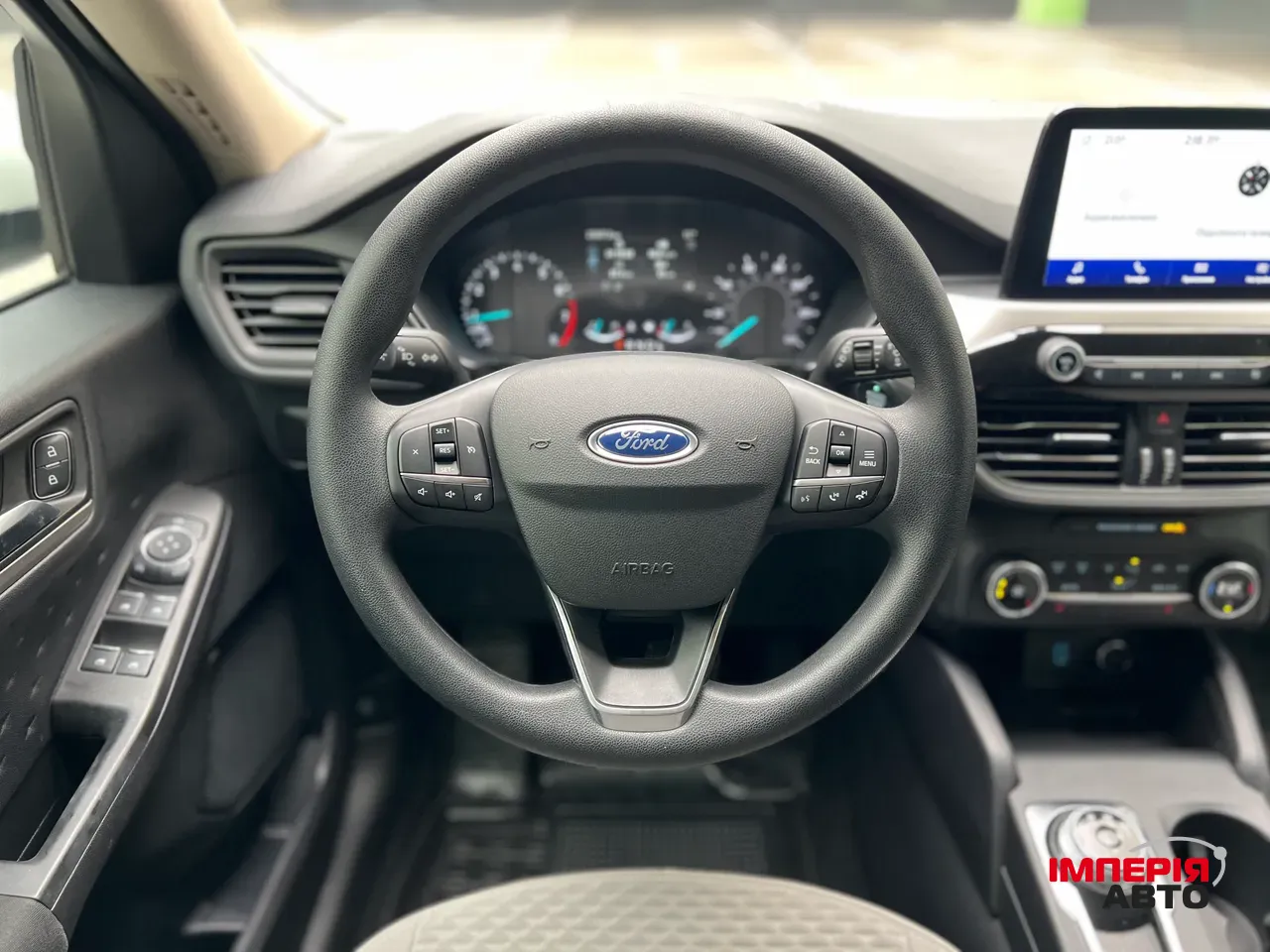 Ford Escape - фото 26