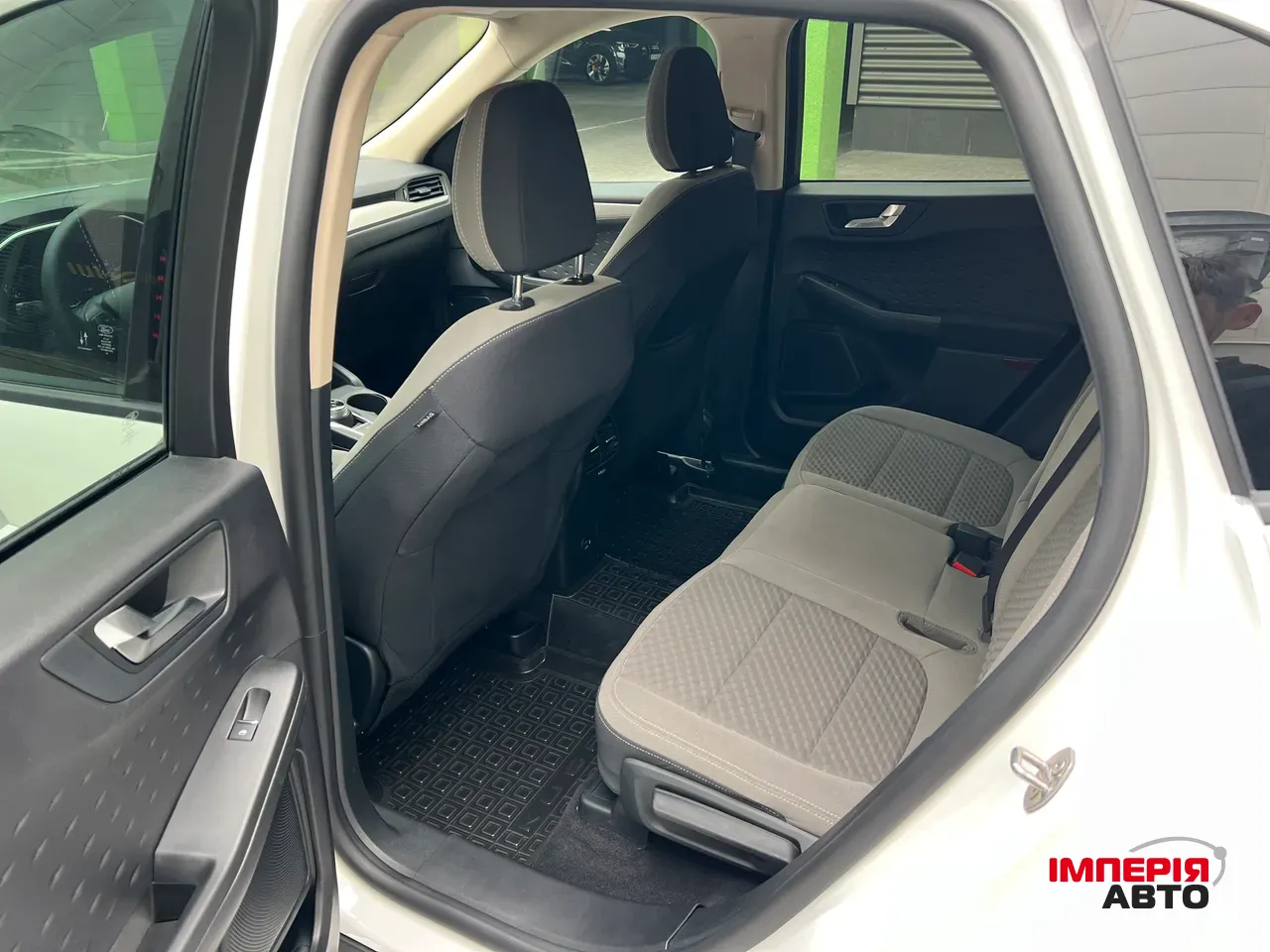 Ford Escape - фото 37