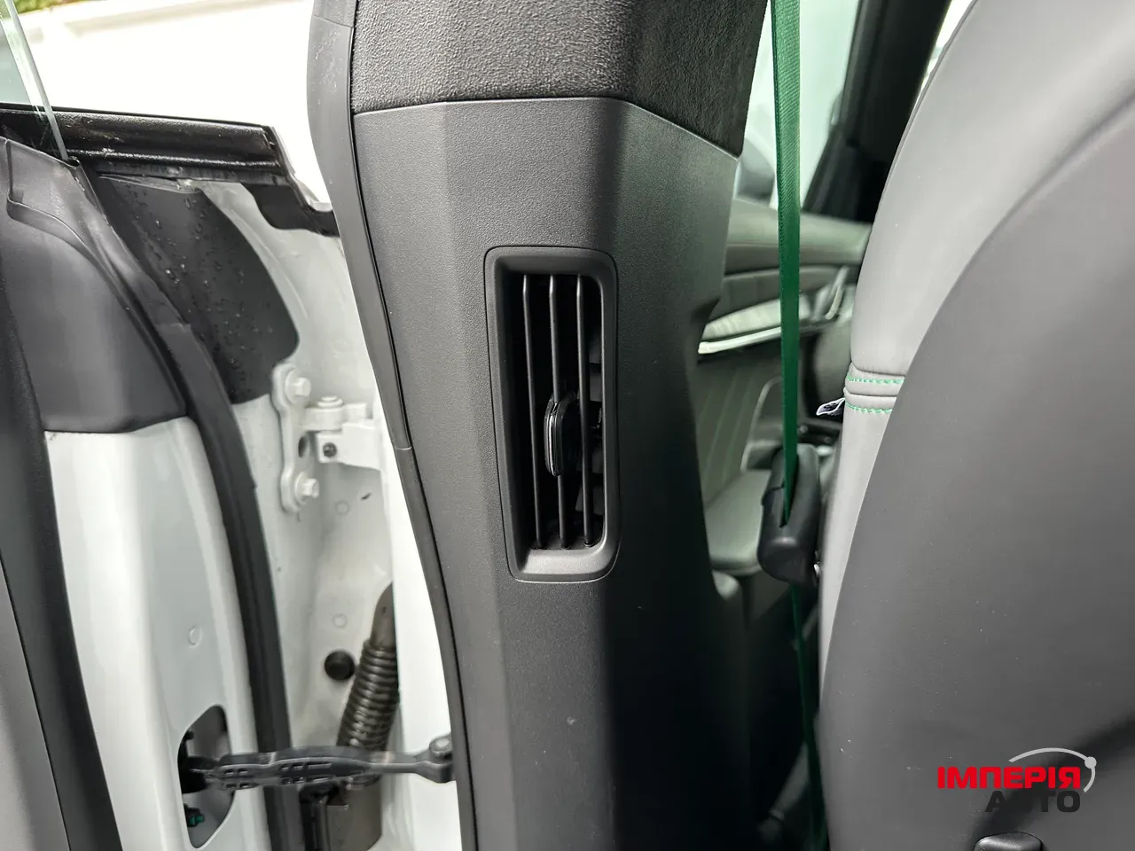 Zeekr 001 - фото 35