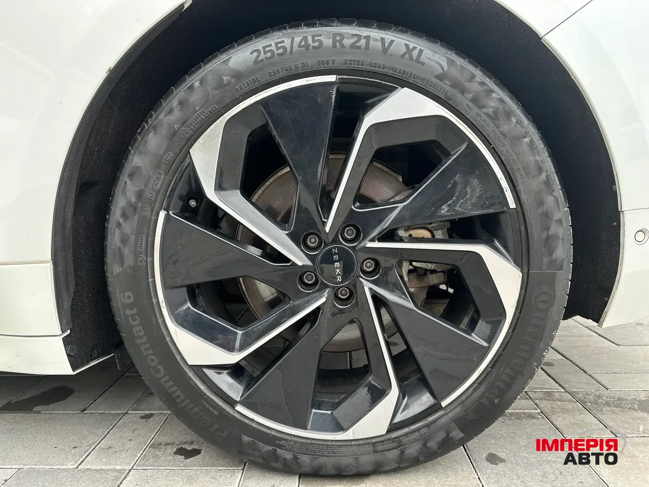 Zeekr 001 - фото 11