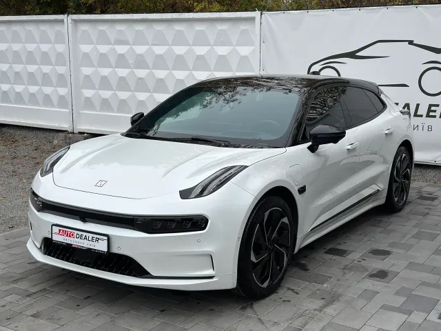 Zeekr 001 - фото 3