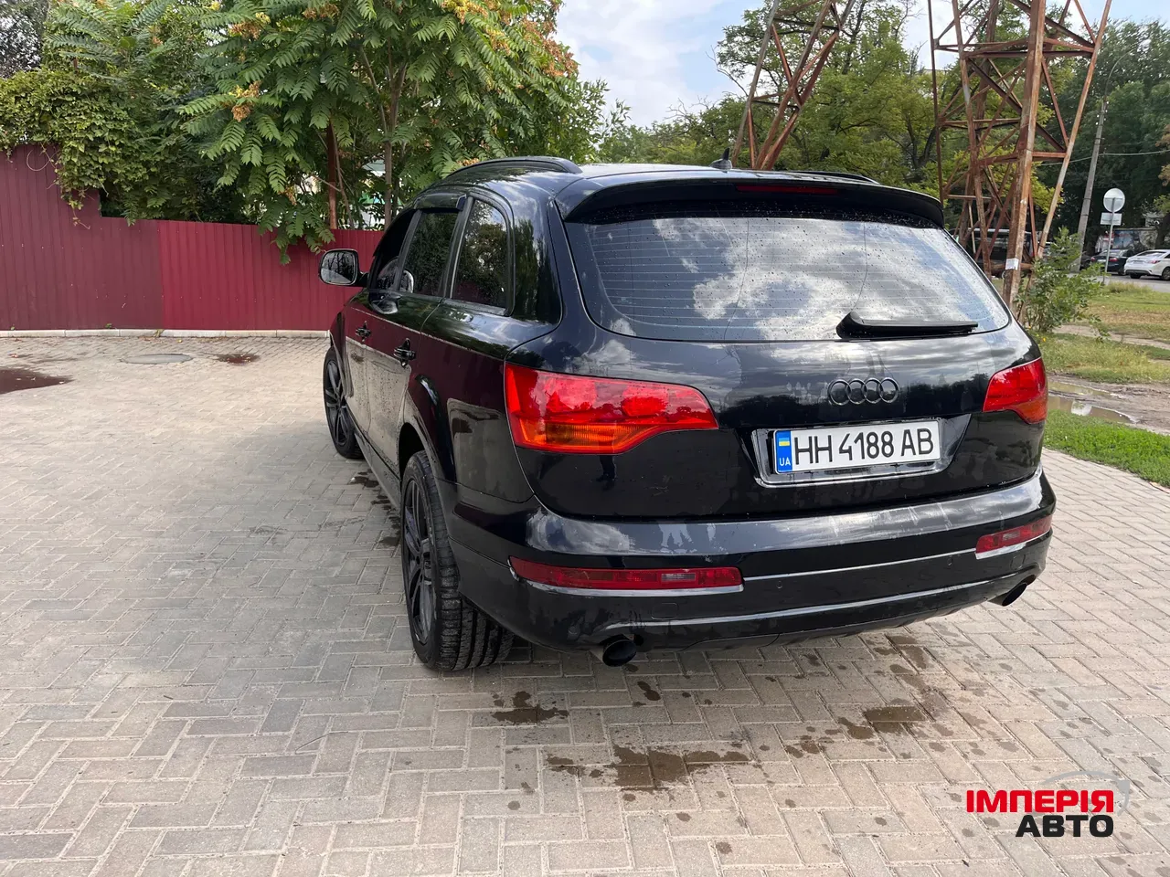 Audi Q7 - фото 4