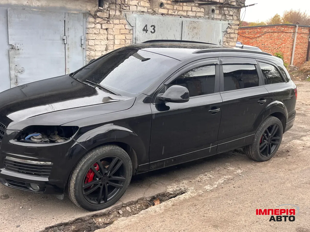 Audi Q7 - фото 8