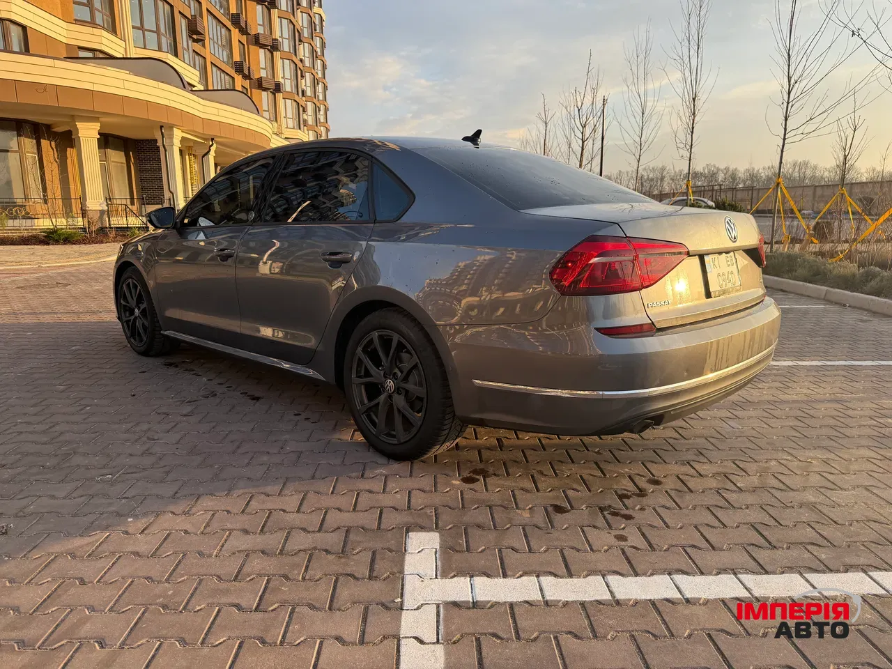 Volkswagen Passat - фото 7