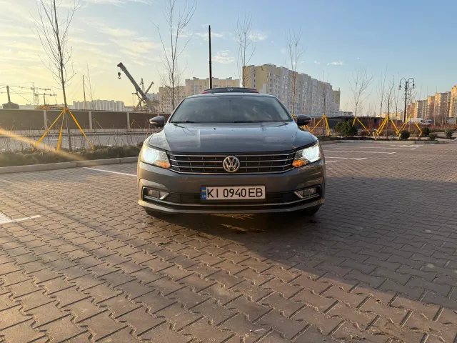 Volkswagen Passat - фото 3